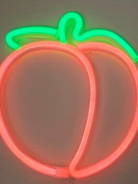 Peachygoodness Apparel